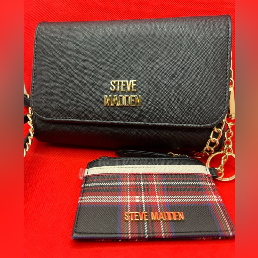 Steve Madden Black/Gold Purse. Shoulder-strap w/ gold chains + Mini Wallet